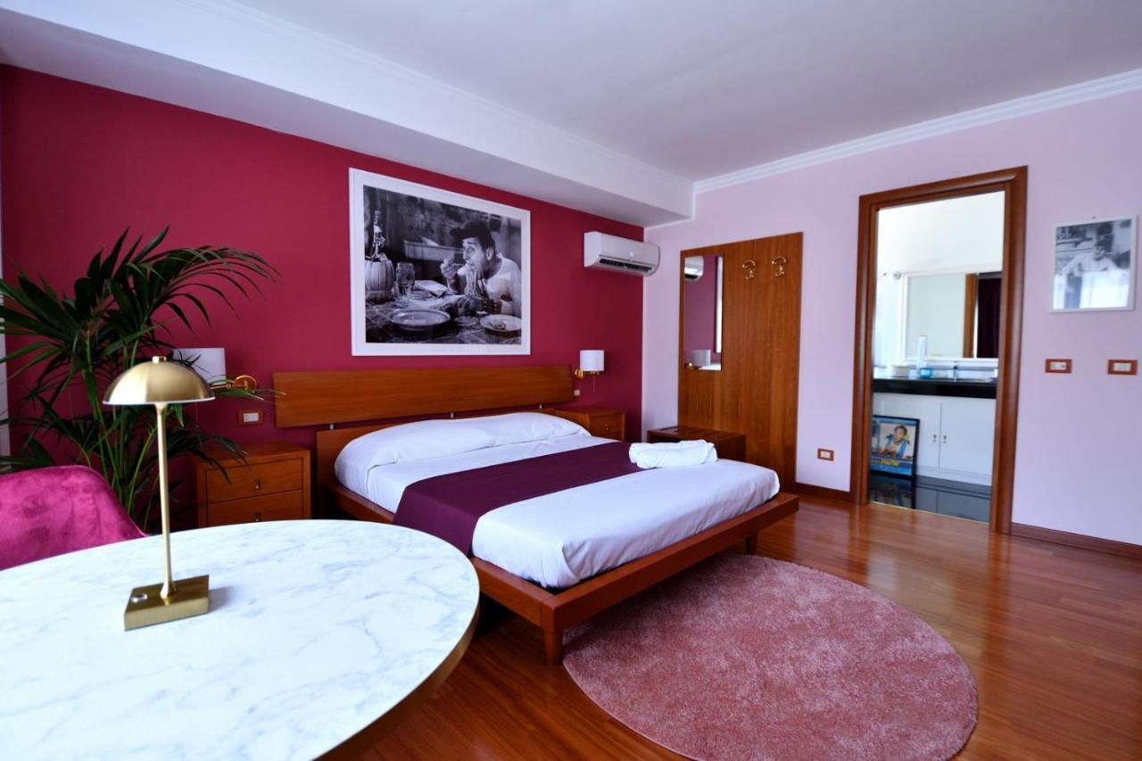 Le Cinema Bed & Breakfast Formia Ngoại thất bức ảnh
